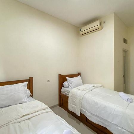 Nipa Guest House Near Universitas Widyagama Mitra Reddoorz Blimbing  Luaran gambar